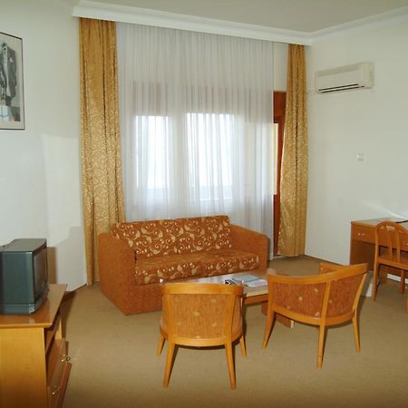 Omtel Otel Atakum Екстер'єр фото